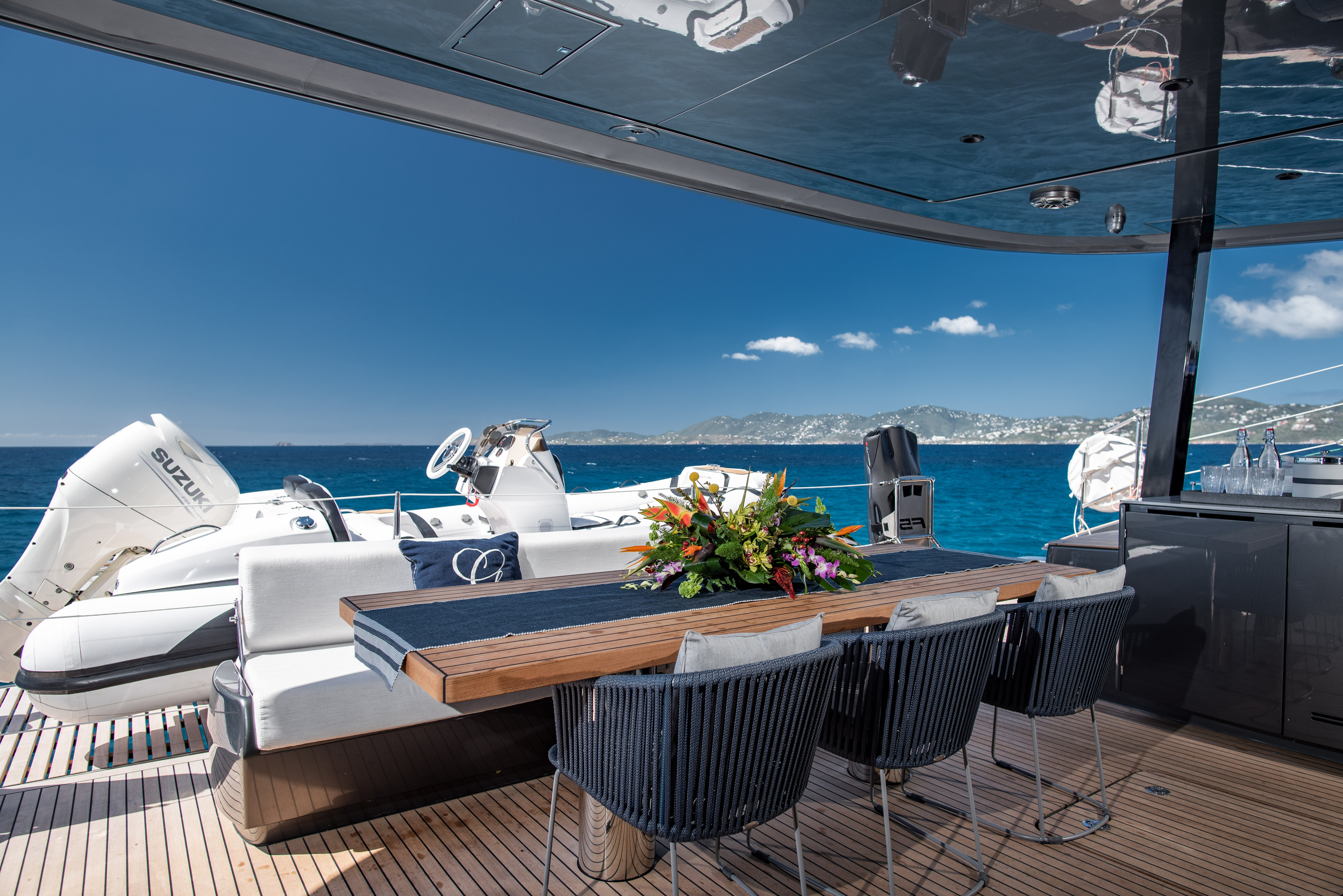 Gracious deck